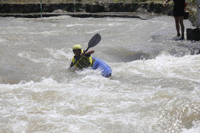 akarsu-slalom-turki̇ye-kupasi-yarislari-rize-(4).jpg