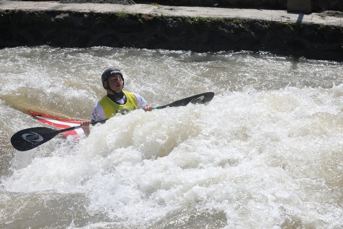 akarsu-slalom-turki̇ye-kupasi-yarislari-rize-(9).jpg