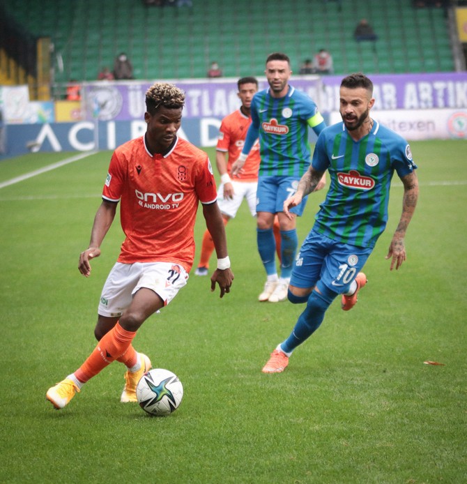 caykur-rizespor-oznur-kablo-yeni-malatyaspor-20.jpg