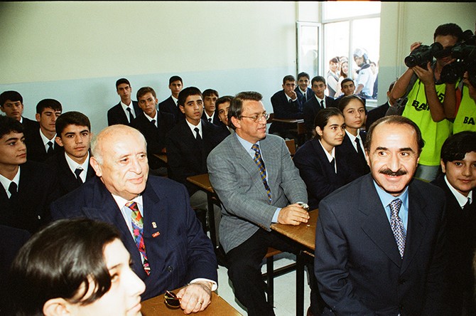 eski-basbakanlardan-mesut-yilmazin-vefatinin-ikinci-yili-7.jpg