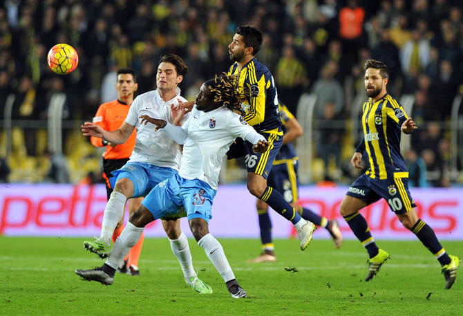 fenerbahce-trabzonspor-maci-001.jpg