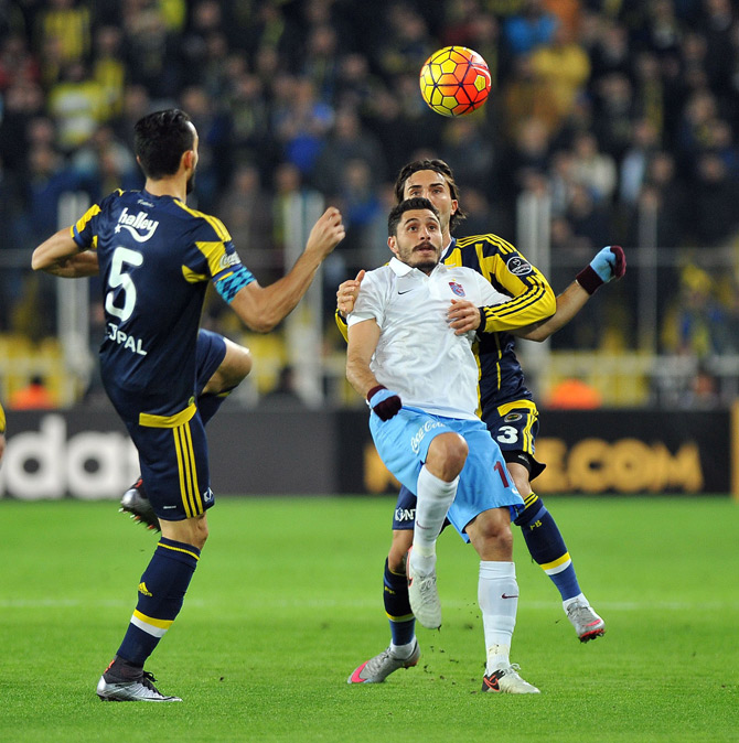 fenerbahce-trabzonspor-maci-2-001.jpg