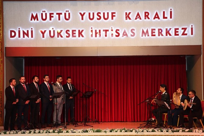 muftu-yusuf-karali-dini-yuksek-ihtisas-merkezi-11-donem-mezunlarini-verdi-11.jpg