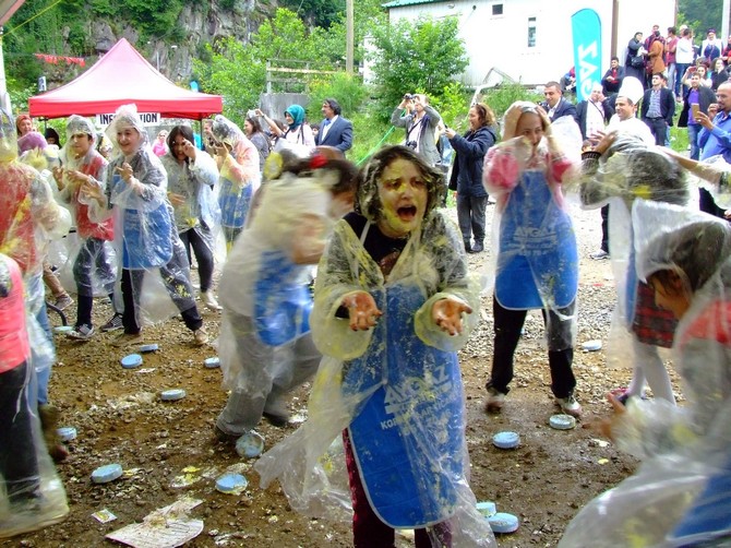 rize’de-uluslararasi-pastacilar-festivali-duzenleniyor-(6).jpg