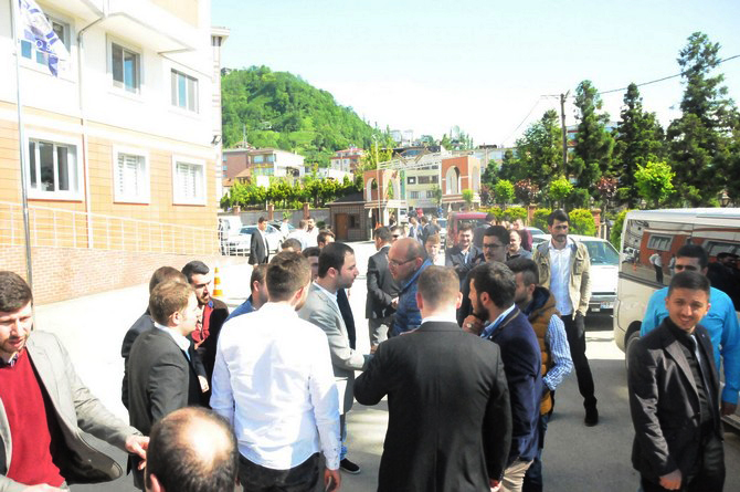 rize-ak-genclik-mahalle-ve-koy-baskanlariyla-birlikte-(11).jpg