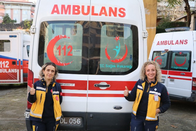 rizede-ilk-gorduklerinde-aaa-bayan-sofor-sen-ne-anlarsin-suremezsin-dedikleri-kadin-ambulans-soforleri-simdi-takdir-topluyor-5.jpg