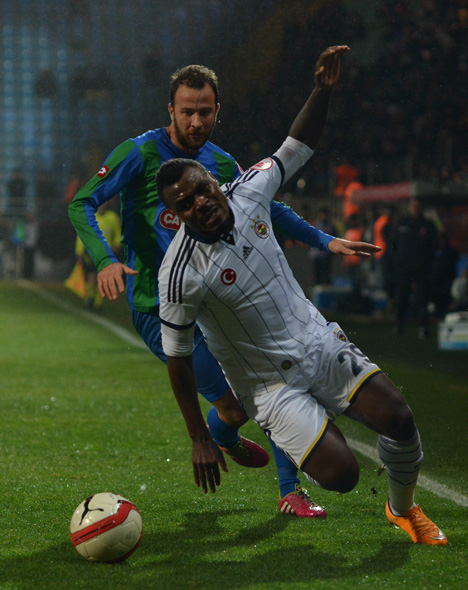 rizespor-fenerbahce-maci-1.jpg