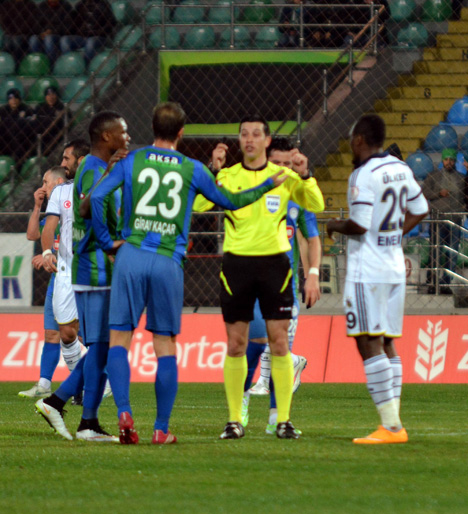 rizespor-fenerbahce-maci-9.jpg